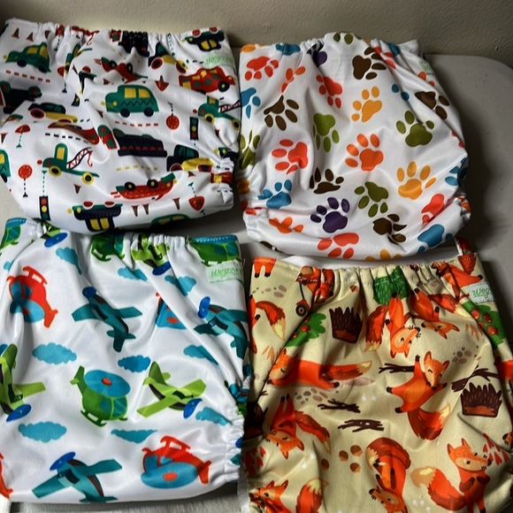 Baby Washable Reusable Baby Cloth Diapers & 4 Inserts - Picture 8 of 10